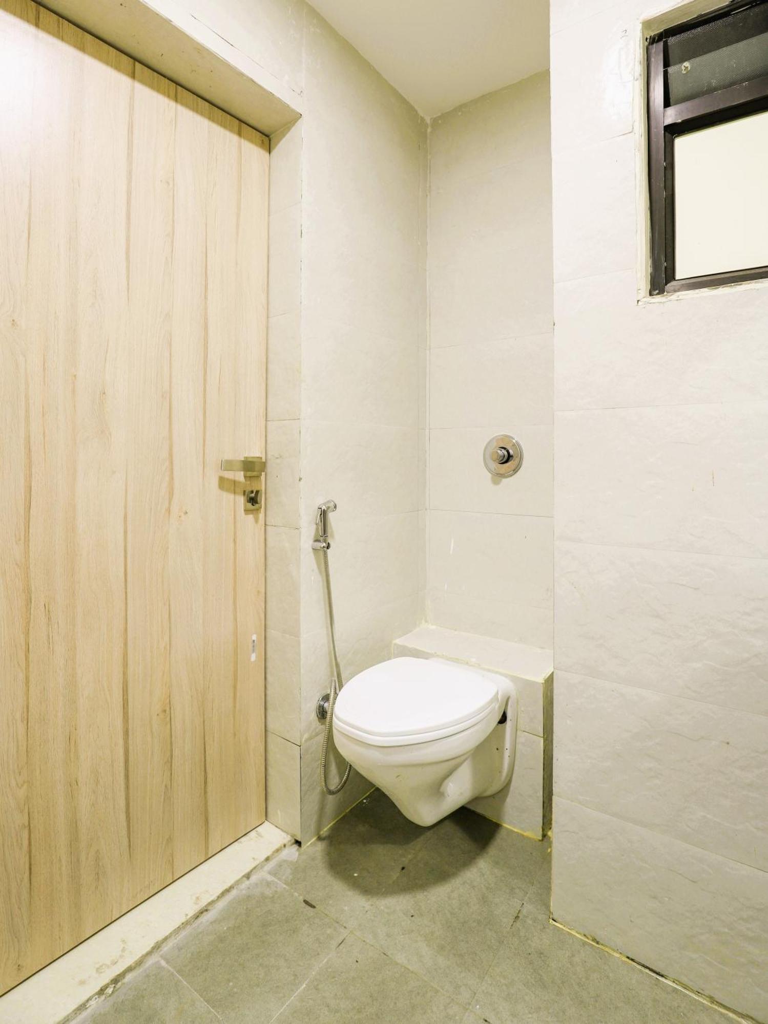 Stayguru Hotel Atithi Bhuj Eksteriør bilde