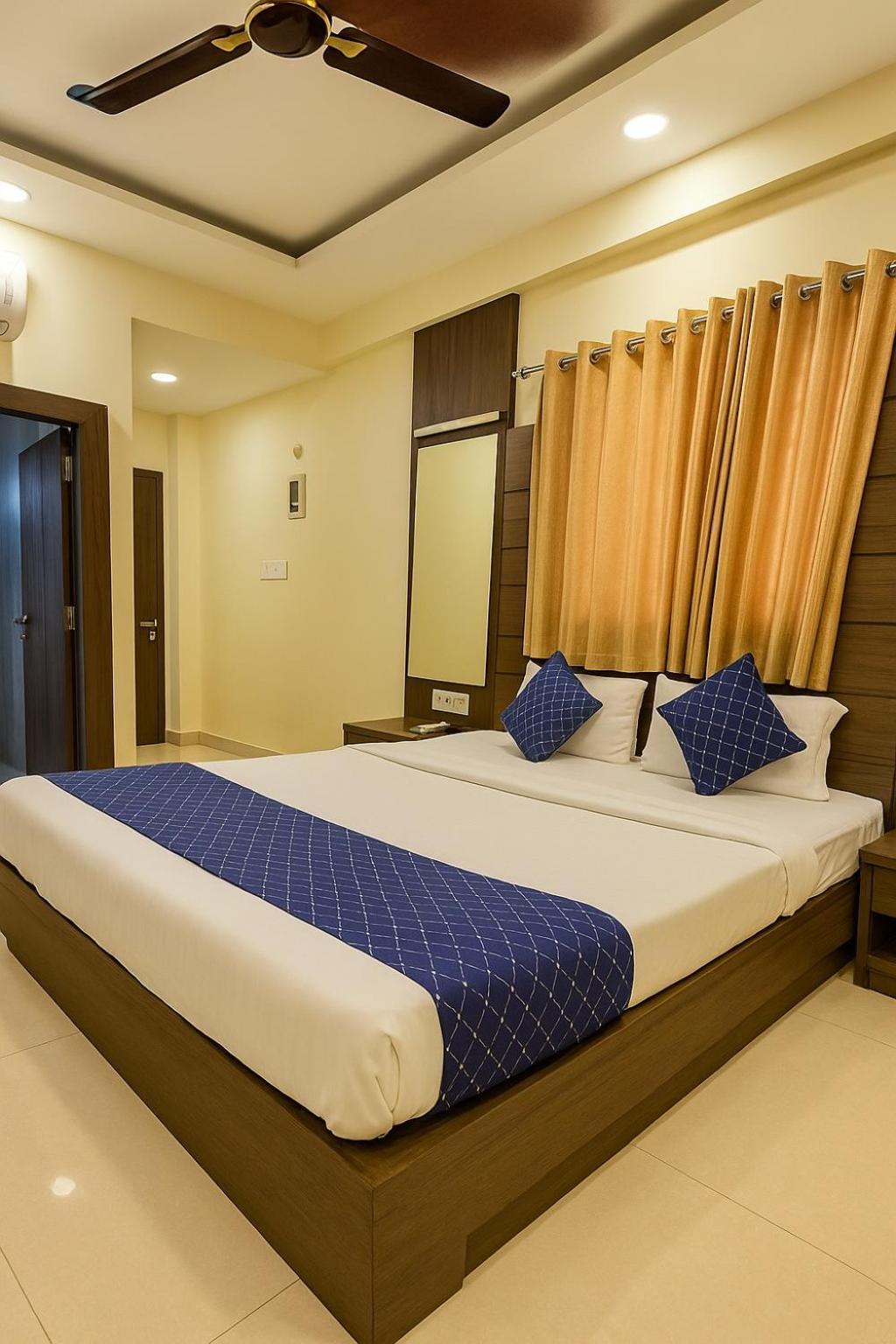 Stayguru Hotel Atithi Bhuj Eksteriør bilde